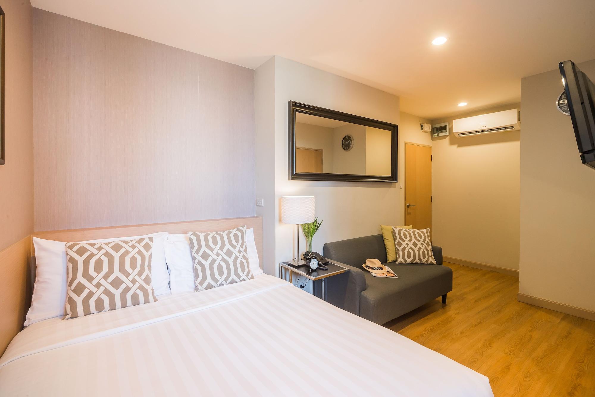 Asoke Residence Sukhumvit By Uhg Банкок Екстериор снимка