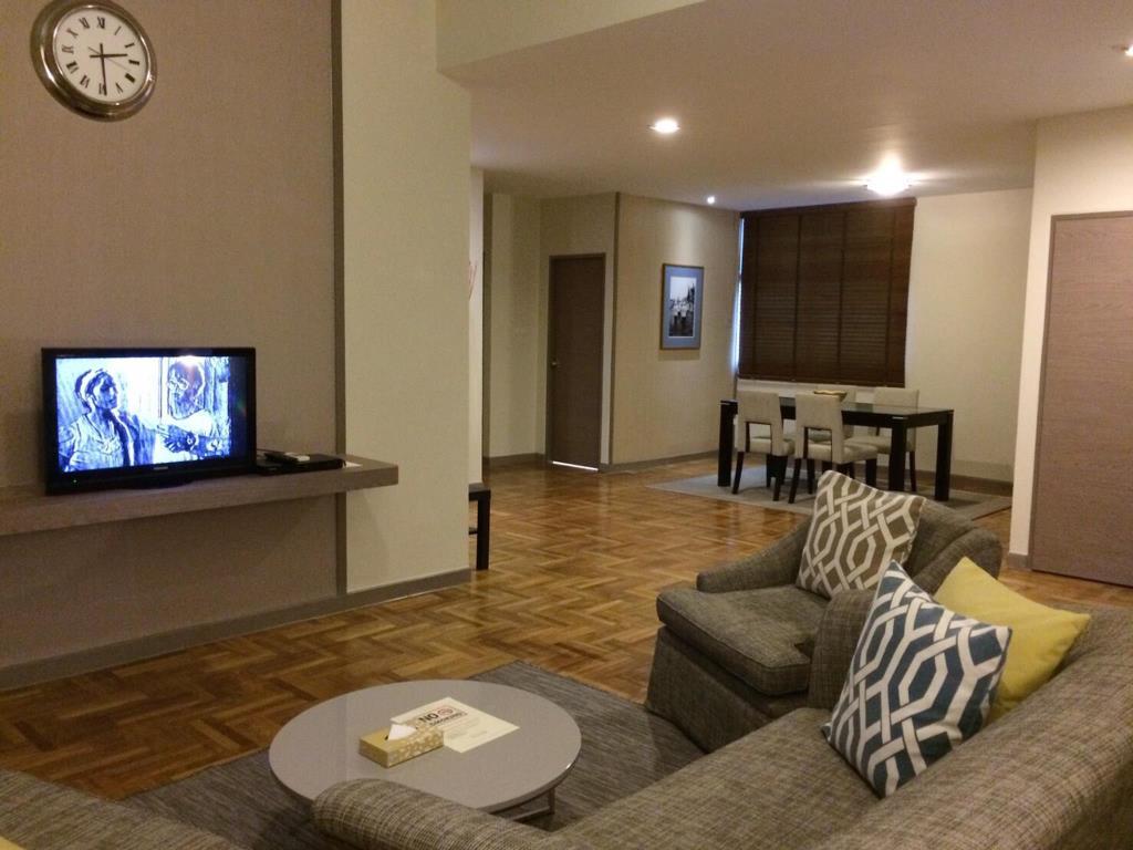 Asoke Residence Sukhumvit By Uhg Банкок Екстериор снимка