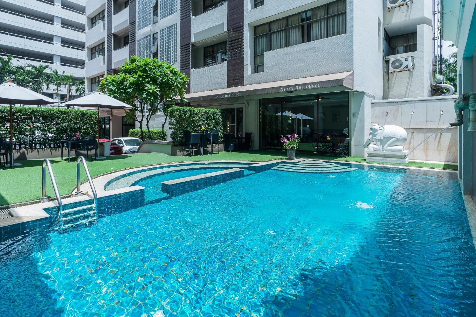 Asoke Residence Sukhumvit By Uhg Банкок Екстериор снимка