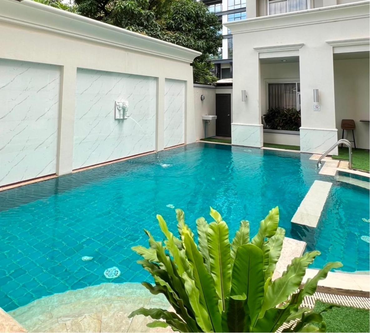 Asoke Residence Sukhumvit By Uhg Банкок Екстериор снимка