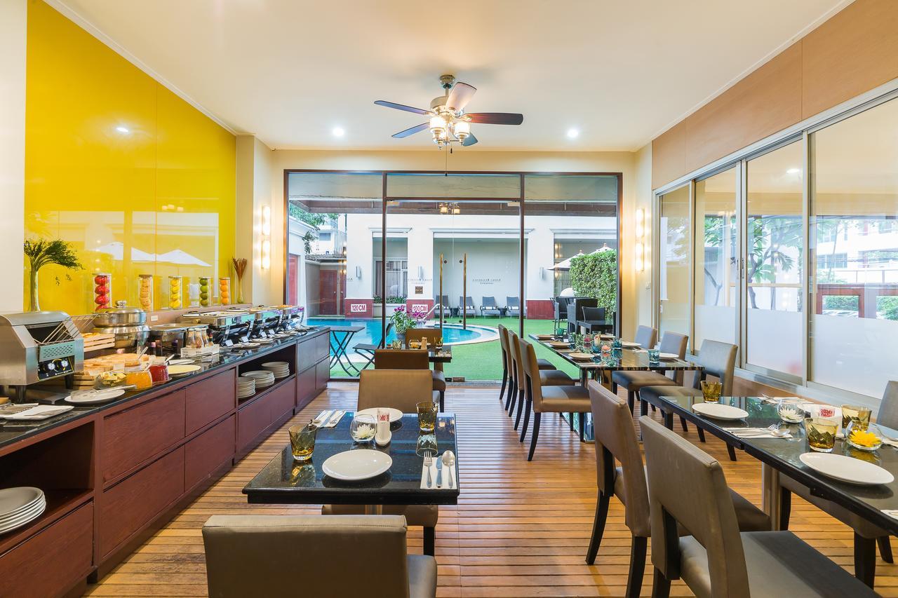 Asoke Residence Sukhumvit By Uhg Банкок Екстериор снимка
